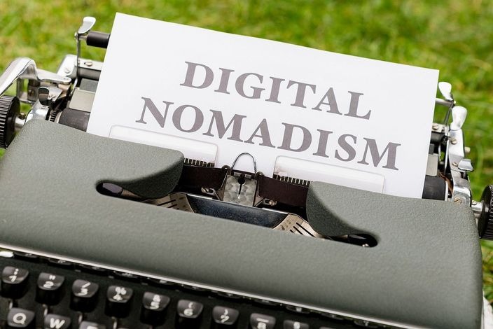 preview 72 ВІЗИ ІНФОРМАЦІЙНИХ КОЧІВНИКІВ. ЩОСЬ НОВЕ У СФЕРІ ІТ